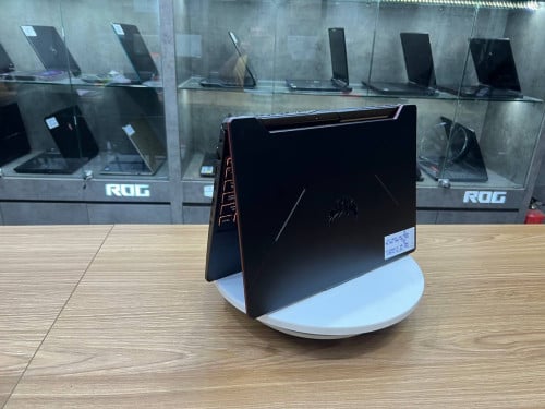 Asus Tuf gaming F15 FX506 (Gaming&Design)