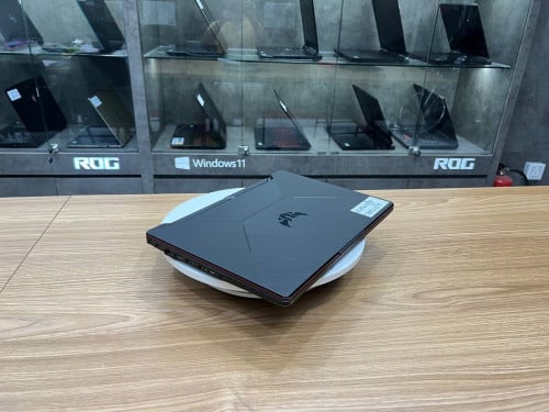 Asus Tuf gaming F15 FX506 (Gaming&Design)