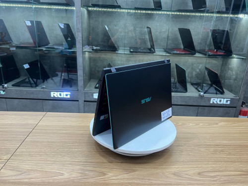 Asus VivoBook 15 (Gaming&Design)