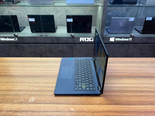 Asus VivoBook E410 (study&working)