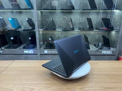 Asus X570ZD (Gaming&Design)