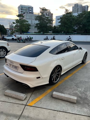 Audi A7 2012