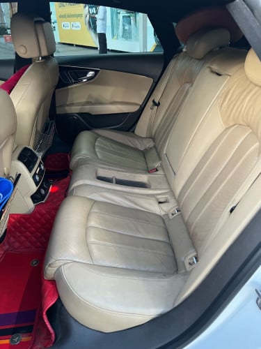 Audi A7 2012