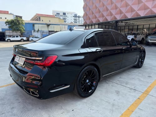 BMW 740Li M Package