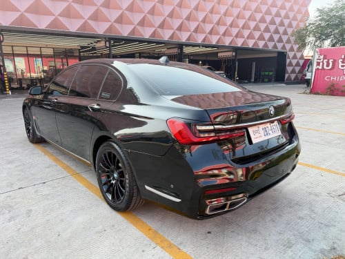 BMW 740Li M Package