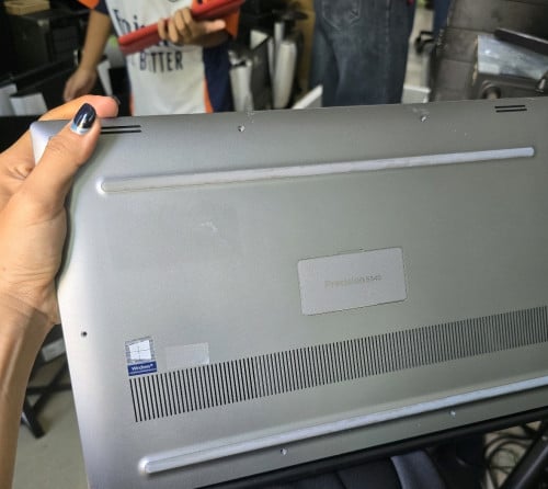 Dell Precision 5540 Touch Screen 15.6" លំដាប់ Mobile Workstation