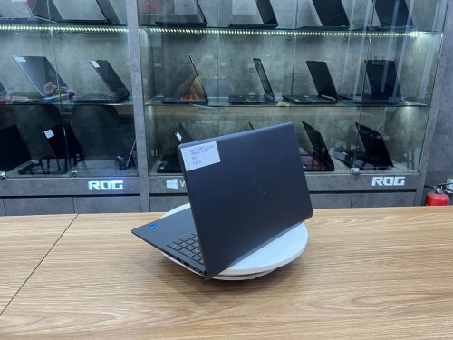 Dell Vostro 3520 (study&working)