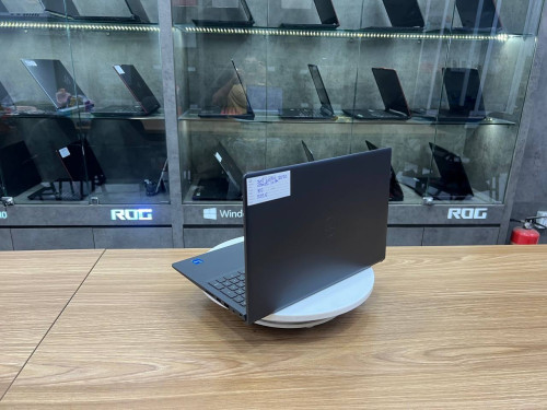 Dell Vostro 3520 (study&working)