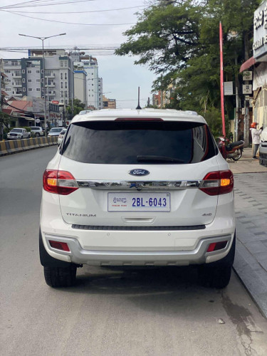 Ford Everest 2020