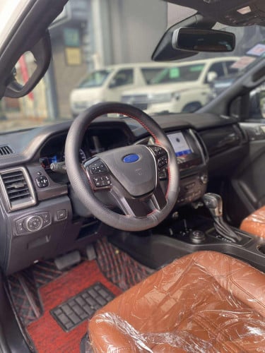 Ford Everest 2020