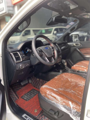 Ford Everest 2020