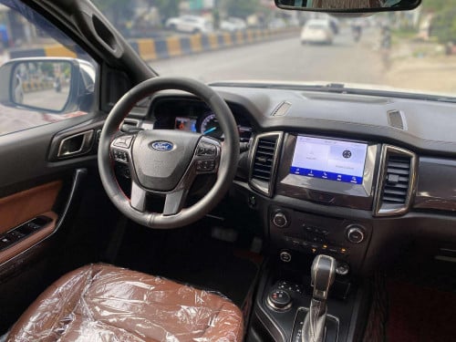 Ford Everest 2020