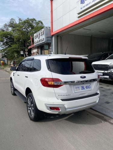 Ford Everest 2020