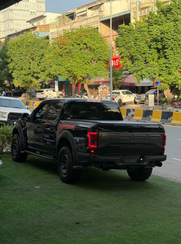 Ford F-150 Raptor 2018 , Full ក្នងកាបូន​ , ស្លាកលេខ​ ម្ចាស់ដេីម​ទី១