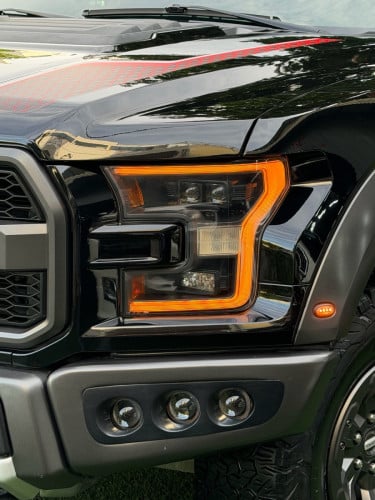 Ford F-150 Raptor 2018 Full Option , ស្លាកលេខ​ ម្ចាស់ដេីម​ទី១