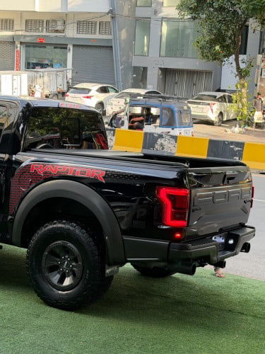 Ford F-150 Raptor 2018 Full Option , ស្លាកលេខ​ ម្ចាស់ដេីម​ទី១