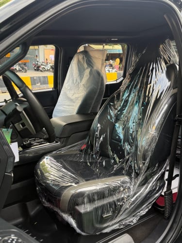 Ford F-150 Raptor 2018 Full Option , ស្លាកលេខ​ ម្ចាស់ដេីម​ទី១