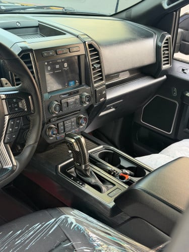 Ford F-150 Raptor 2018 Full Option , ស្លាកលេខ​ ម្ចាស់ដេីម​ទី១