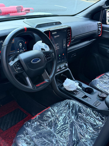 Ford Ranger Raptor 2023 សាំង​ , 20000Km , ថ្នាំហ្សុីន​100%