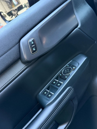 Ford Ranger Raptor 2023 សាំង​ , 20000Km , ថ្នាំហ្សុីន​100%