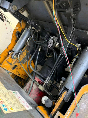 Forkliftអាគុយ1,5តោន