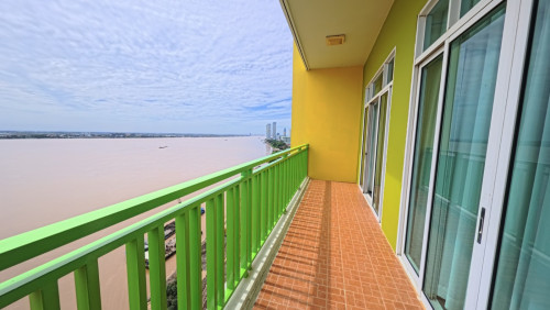 Fully Furnished 3 Bedroom - Service Apartment