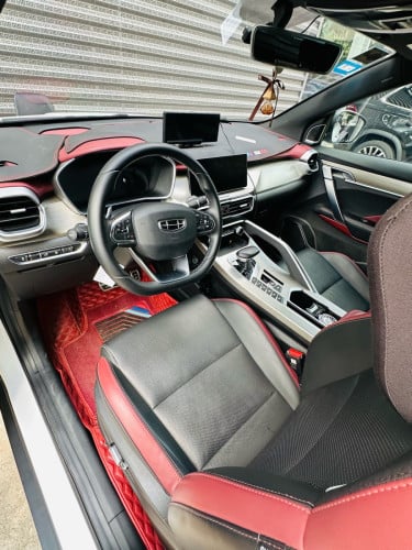 Geely Coolray 2024 ពណ៌សរ​ ស្អាតទឹកថ្នាំសុីន​ ឬវ៉ៃដូរឆ្នាំខ្ពស់ថែមលុយវិញ