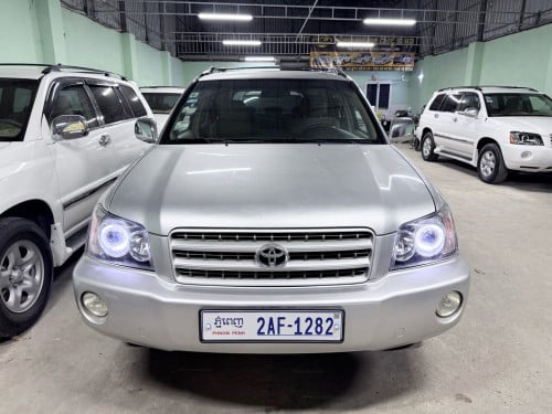 Highlander 2001 Limited បើកដំបូល ប៉ុងមួយ ប្រភេទឡានមូលសានុំស្រីន ថ្មីខ្លាំង