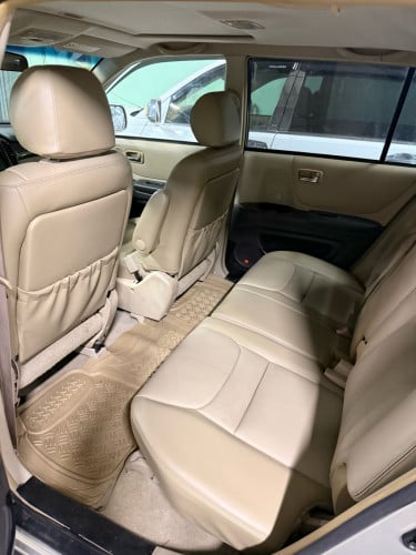 Highlander 2001 Limited បើកដំបូល ប៉ុងមួយ ប្រភេទឡានមូលសានុំស្រីន ថ្មីខ្លាំង