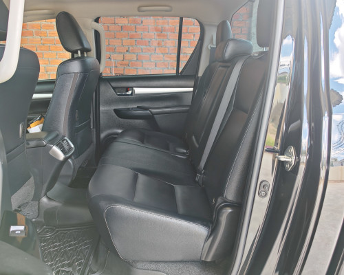 Hilux Revo Premuim Plus 2023 សុីនមួយជុំ