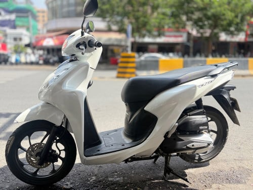 Honda Dio 2021 ជប៉ុន​smart key. ខ្ចីណាស់បងប្អូន​ ម្ចាស់ដេីមទី១​ លក់តែ16ជាងទេ017 8888 25. 070 6666 16