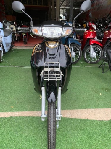 honda dream 022​ ម្ចាស់​ដើម​ ម៉ូតូ​ថ្មី​គ្មាន​កន្លែង​ទាស់​ ផ្លាក់​លេខ​កម្មង់​168​​[1950$]