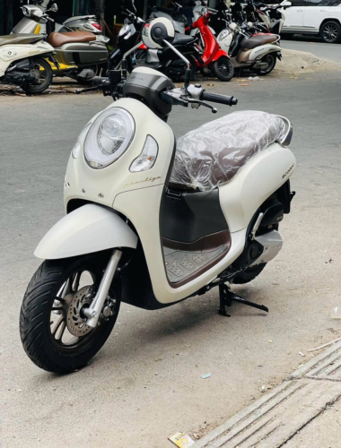 Honda Scoopy 2024