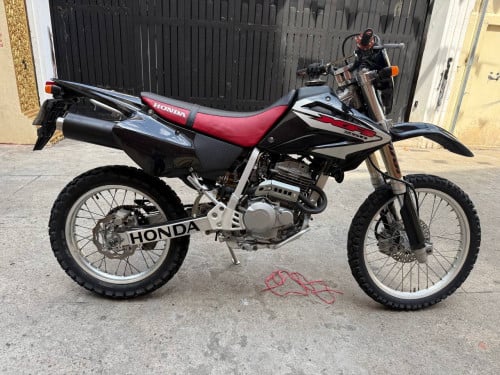 Honda XR 250cc សានុំសុិន