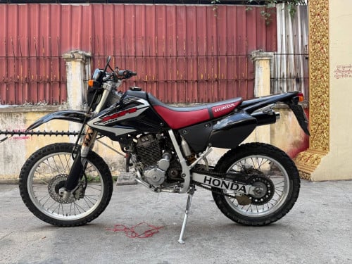 Honda XR 250cc សានុំសុិន
