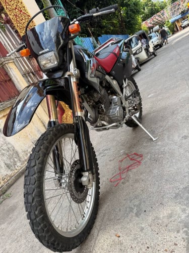 Honda XR 250cc សានុំសុិន