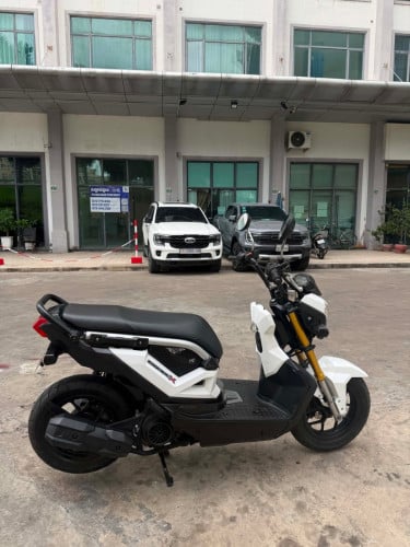 Honda Zoomer-X