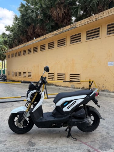 Honda Zoomer-X