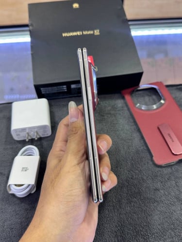 HUAWEI MATE X7