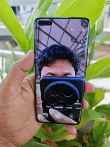 Huawei P40 Pro 8g/256g_Global(វៃដូរបាន)👉$145