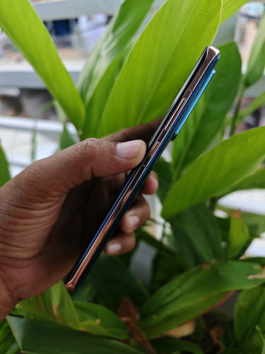 Huawei P40 Pro 8g/256g_Global(វៃដូរបាន)👉$145