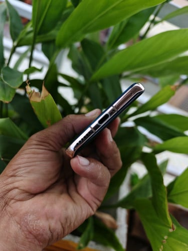 Huawei P40 Pro 8g/256g_Global(វៃដូរបាន)👉$145
