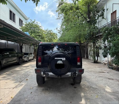 Hummer H2 SUV