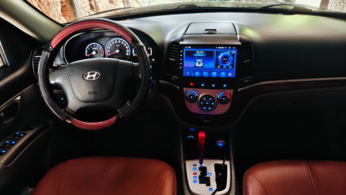 Hyundai Santa Fe 08 V6 2.7L   ពន្ធផ្លូវ 25 ម៉ឺន ម្ចាស់ទី១ ទើបប្រើបានជាង 13 ម៉ឺនគីឡូម៉ែត្រទេ 9L/100km