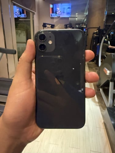 iPhone 11