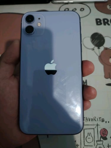 iphone 11 64G សានុំ ថ្ម71%នៅកាន់ លក់ 75$