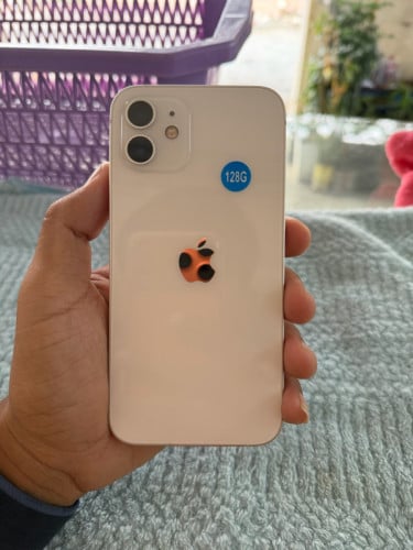 IPhone 12 128GB សាណុំ​ហ្សុីន​ទាំងអស់​ %ថ្មខ្ពស