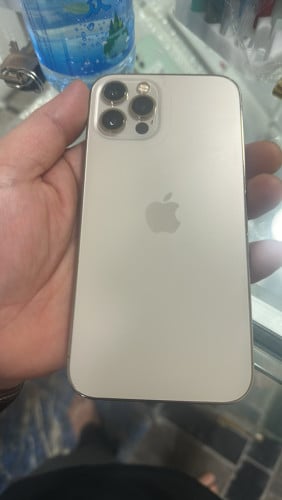 iPhone 12 Pro玫瑰金