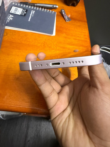 iPhone 13