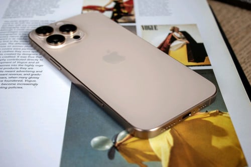 IPhone 16 Pro Max Z/A Desert Titanium (ចចារ)